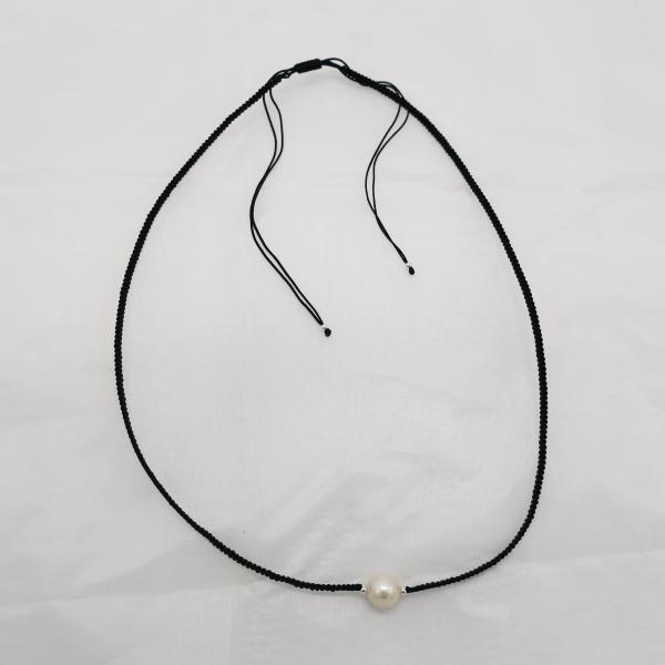 Collier tissé macramé avec perle 