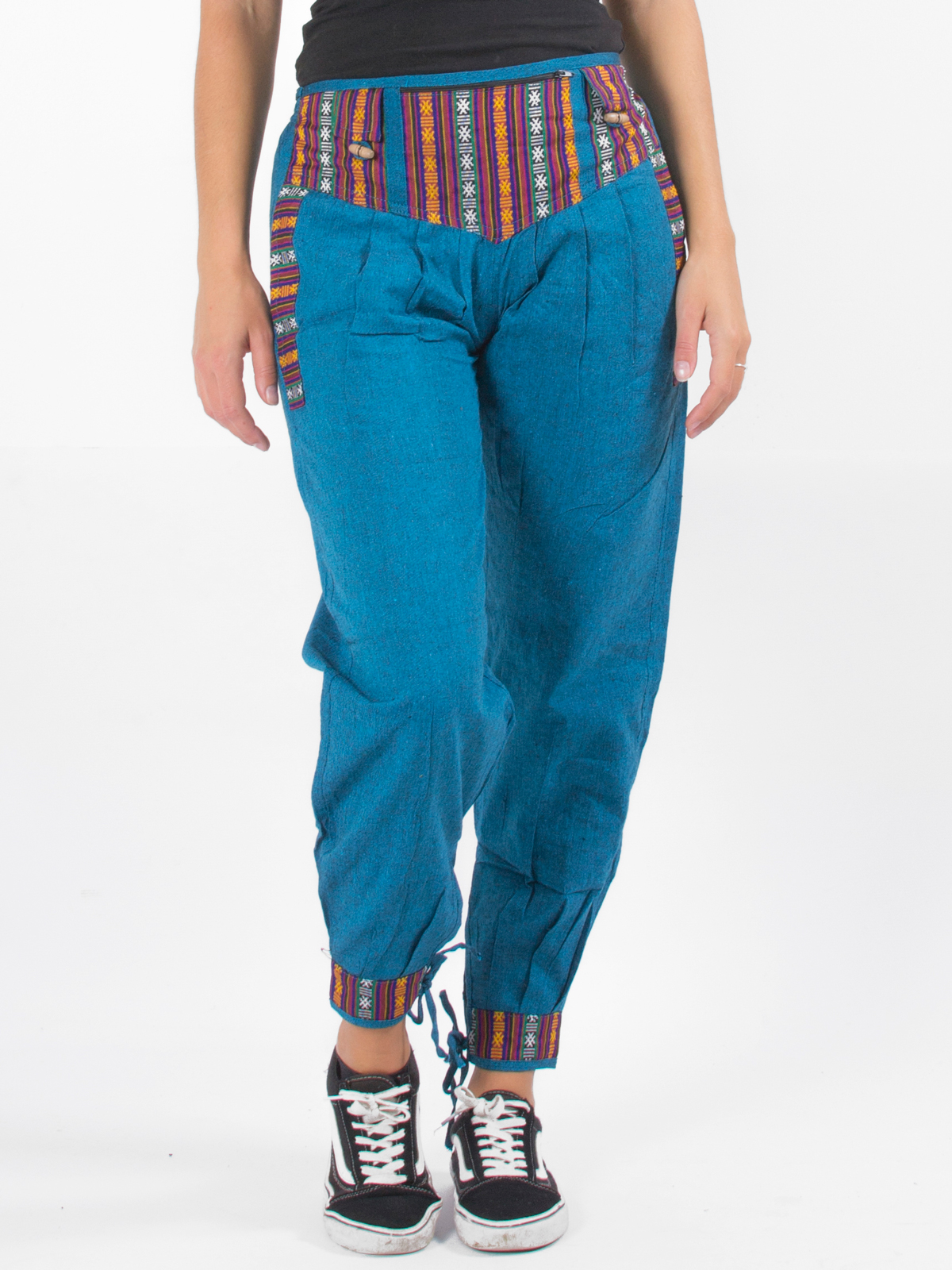 Pantalon bleu turquoise coton brodé motif népalais