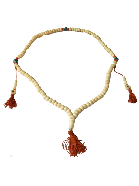 Collier à perles blanches mala ethnique