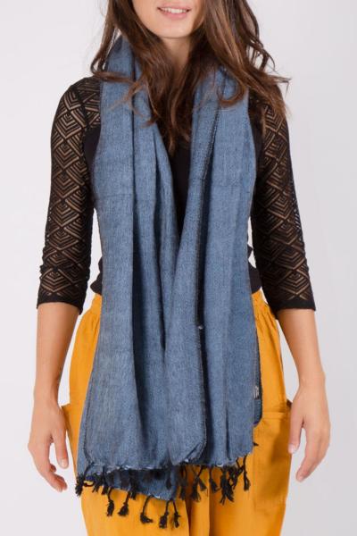 Grande écharpe bleu jean chiné en laine