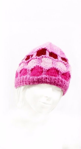  Bonnet en laine rose à motif nid d'abeille
